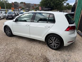 Volkswagen Golf 1.6 TDI SE Nav DSG Euro 6 (s/s) 5dr