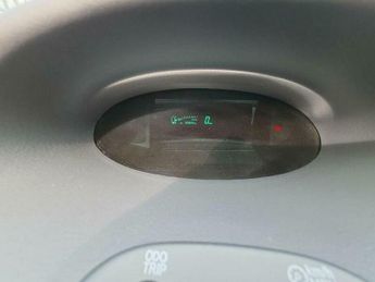Toyota Yaris 1.3 VVT-i 16v CDX 5dr