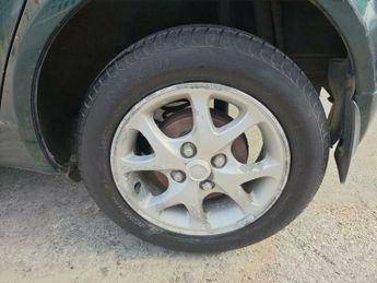 Toyota Yaris 1.3 VVT-i 16v CDX 5dr