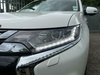 Mitsubishi Outlander 2.0h 12kWh 4h CVT 4WD Euro 6 (s/s) 5dr