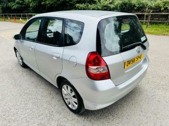 Honda Jazz 1.4 i-DSI SE CVT-7 5dr
