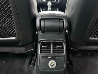 Audi A3 2.0 TDI S line S Tronic Auto 6Spd quattro Euro 6 (s/s) 4dr