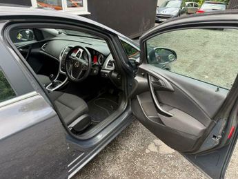 Vauxhall Astra 1.4 16v SRi Euro 5 5dr