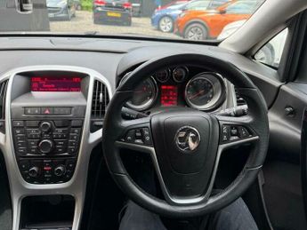 Vauxhall Astra 1.4 16v SRi Euro 5 5dr