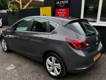 Vauxhall Astra 1.4 16v SRi Euro 5 5dr