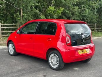 Volkswagen Up 
