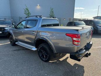 Mitsubishi L200 2.4 DI-D DC Warrior Auto 4WD Euro 6 4dr