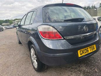 Vauxhall Astra 1.6i 16v Active 5dr
