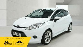Ford Fiesta 1.6 Zetec S Hatchback 3dr Petrol Manual (132 g/km, 118 bhp)