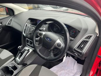 Ford Focus 1.6 Zetec Estate 5dr Petrol Manual Euro 5 (105 ps)