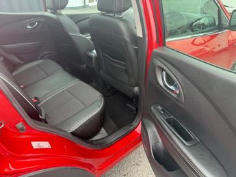 Renault Kadjar SIGNATURE NAV DCI DIESEL 66 PLATE SAT NAV AUTO PANO ROOF