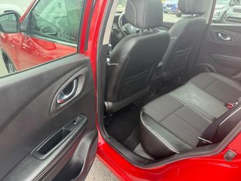Renault Kadjar SIGNATURE NAV DCI DIESEL 66 PLATE SAT NAV AUTO PANO ROOF