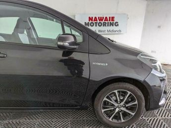 Toyota Yaris 1.5 VVT-h Icon Tech E-CVT Euro 6 (s/s) 5dr