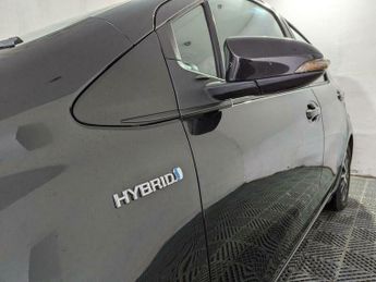 Toyota Yaris 1.5 VVT-h Icon Tech E-CVT Euro 6 (s/s) 5dr