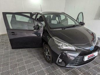 Toyota Yaris 1.5 VVT-h Icon Tech E-CVT Euro 6 (s/s) 5dr