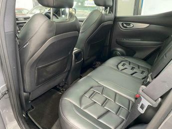 Nissan Qashqai 1.3 DIG-T Tekna+ DCT Auto Euro 6 (s/s) 5dr