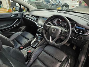 Vauxhall Astra 1.6 CDTi BlueInjection Elite Nav Auto Euro 6 5dr