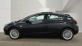 Vauxhall Astra 1.6 CDTi BlueInjection Elite Nav Auto Euro 6 5dr