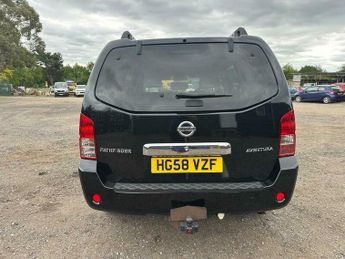 Nissan Pathfinder 2.5 TD Mammoth Sports Adventure 5dr