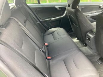 Volvo V60 2.0 D2 BUSINESS EDITION Euro6 (s/s)