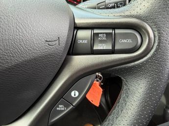 Honda Jazz I-VTEC ES PLUS-AUTO, FULL SERVICE HISTORY, 74336 MILES, PARKING 