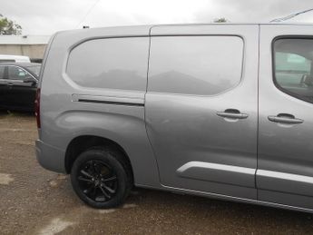Citroen Berlingo 2021 950 DRIVER PRO XL BLUEHDI S/S LOW MILEAGE AUTOMATIC NO VAT 