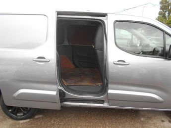 Citroen Berlingo 2021 950 DRIVER PRO XL BLUEHDI S/S LOW MILEAGE AUTOMATIC NO VAT 