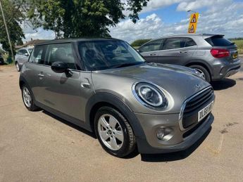 MINI Hatch 1.5 Cooper Classic Euro 6 (s/s) 3dr