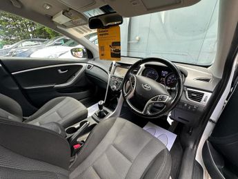 Hyundai I30 CRDI SE NAV BLUE DRIVE