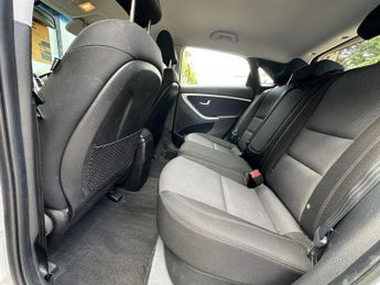 Hyundai I30 CRDI SE NAV BLUE DRIVE