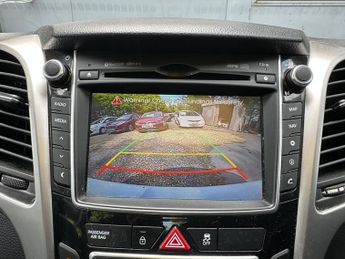 Hyundai I30 CRDI SE NAV BLUE DRIVE