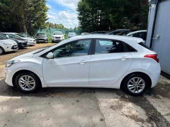 Hyundai I30 CRDI SE NAV BLUE DRIVE