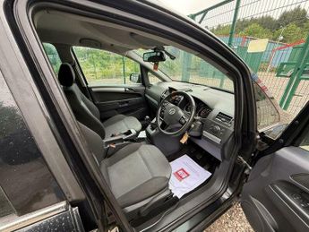 Vauxhall Zafira 1.7 CDTi ecoFLEX Design Euro 5 5dr (SNav)