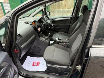 Vauxhall Zafira 1.7 CDTi ecoFLEX Design Euro 5 5dr (SNav)