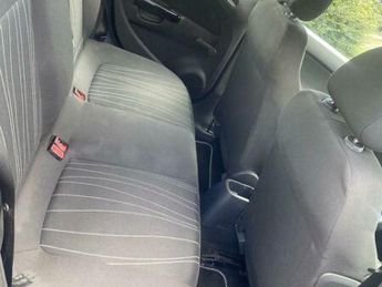 Vauxhall Corsa 1.4i 16v Club 5dr