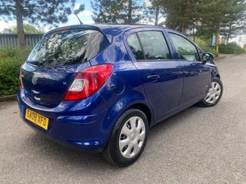 Vauxhall Corsa 1.4i 16v Club 5dr