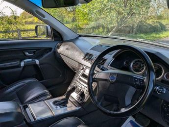 Volvo XC90 2.4 D5 Executive Geartronic AWD 5dr