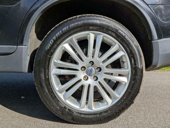 Volvo XC90 2.4 D5 Executive Geartronic AWD 5dr