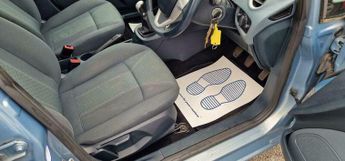 Ford Fiesta 1.4 Zetec 5dr
