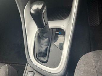 Toyota Yaris 1.5 VVT-h Design E-CVT Euro 6 (s/s) 5dr