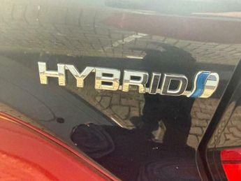 Toyota Yaris 1.5 VVT-h Design E-CVT Euro 6 (s/s) 5dr