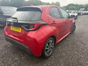 Toyota Yaris 1.5 VVT-h Design E-CVT Euro 6 (s/s) 5dr