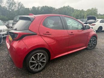 Toyota Yaris 1.5 VVT-h Design E-CVT Euro 6 (s/s) 5dr