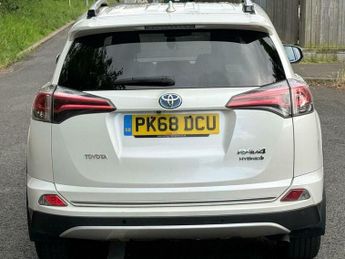 Toyota RAV4 2.5 VVT-h Design CVT Euro 6 (s/s) 5dr
