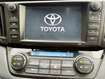 Toyota RAV4 2.5 VVT-h Design CVT Euro 6 (s/s) 5dr