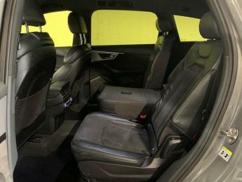 Audi Q7 3.0 TDI V6 S line Tiptronic quattro Euro 6 (s/s) 5dr