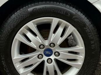 Ford Focus 1.6 Titanium Navigator Powershift Euro 5 5dr