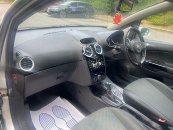 Vauxhall Corsa 1.4i 16v Design 5dr (a/c)