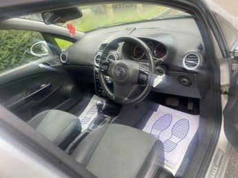 Vauxhall Corsa 1.4i 16v Design 5dr (a/c)
