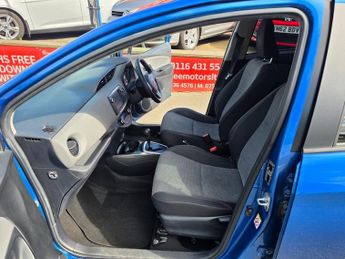 Toyota Yaris 1.5 VVT-h Icon E-CVT Euro 6 5dr